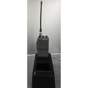 Vintage MIDLAND MODEL 70-245b/ Charger Tekk Dc900